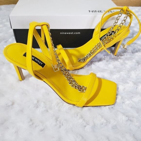 Nine West 7M yellow Tallo Ankle Strap Sandals with metallic chain decoration - Picture 3 of 6